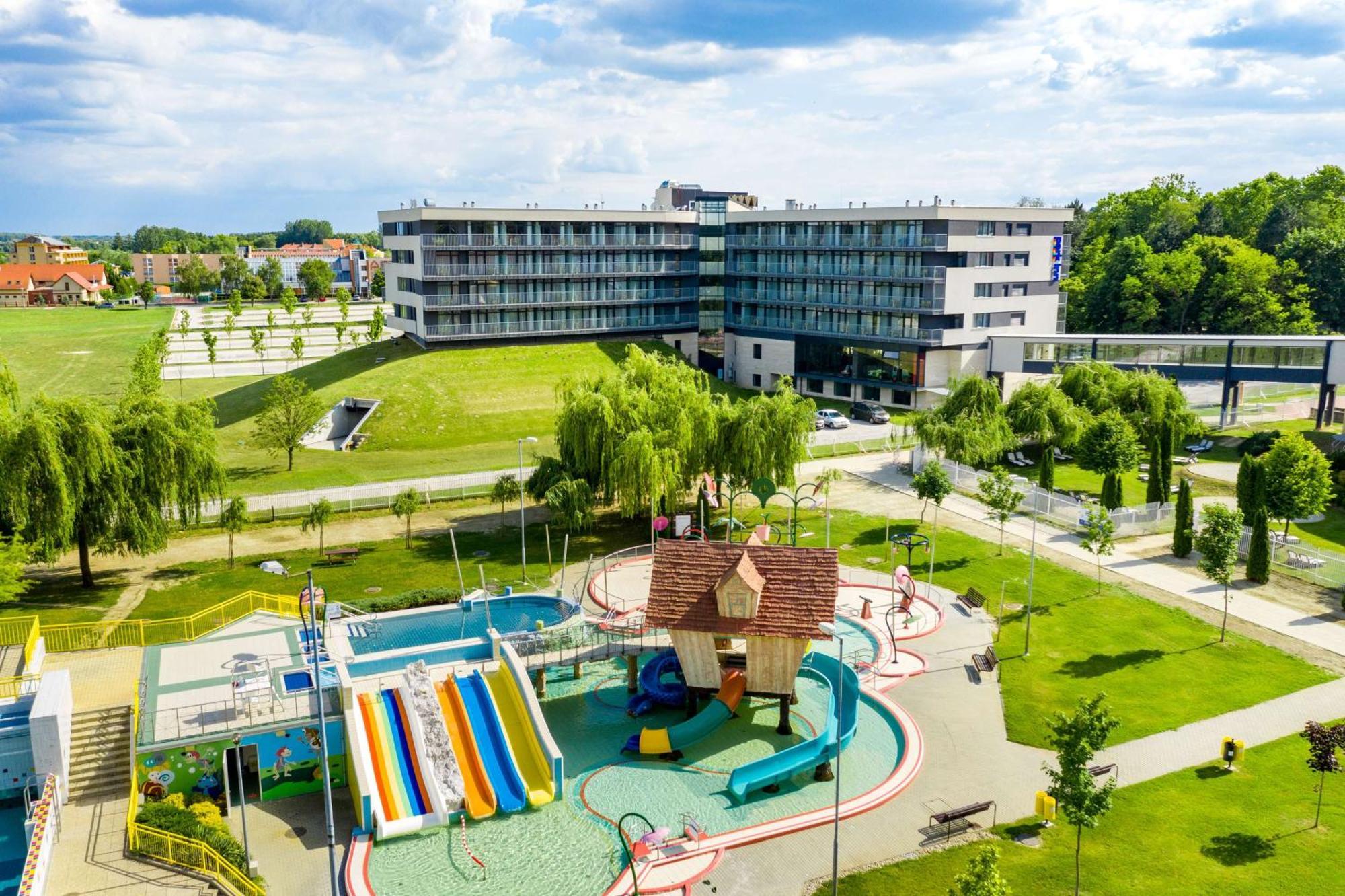 Park Inn By Radisson Zalakaros Hotel & Spa 외부 사진
